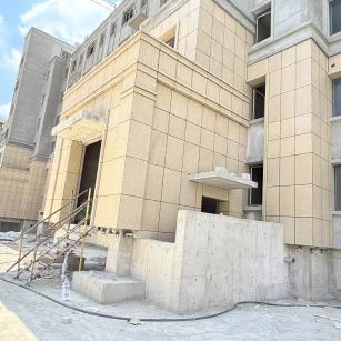 镇江 黄金麻干挂，工地实拍