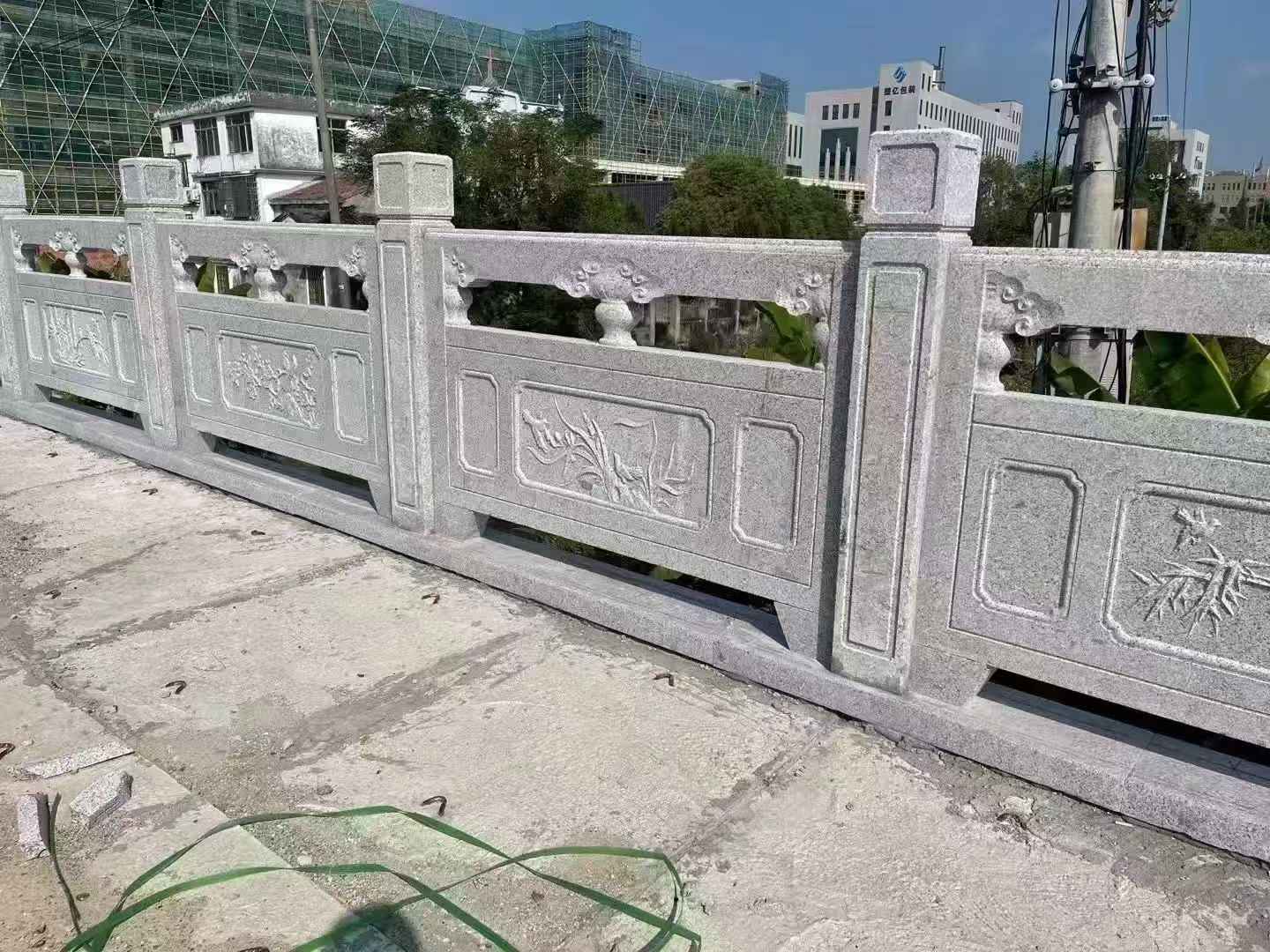 镇江 芝麻白栏杆