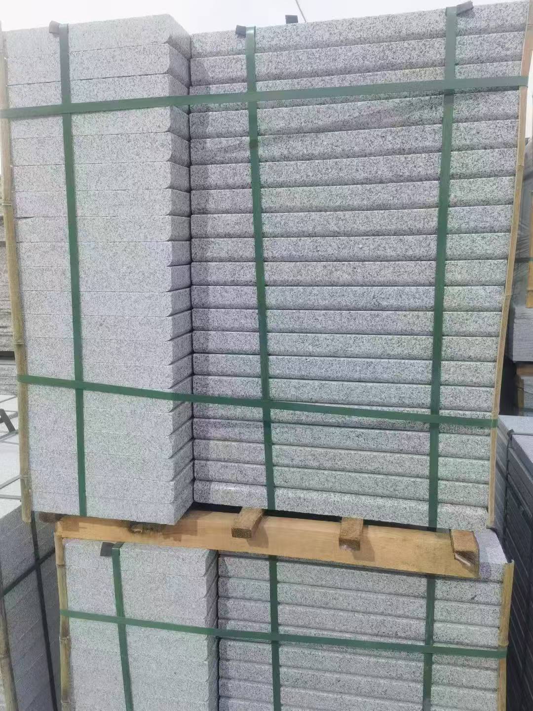 镇江 5公分芝麻白，倒斜角，室外楼梯踏步