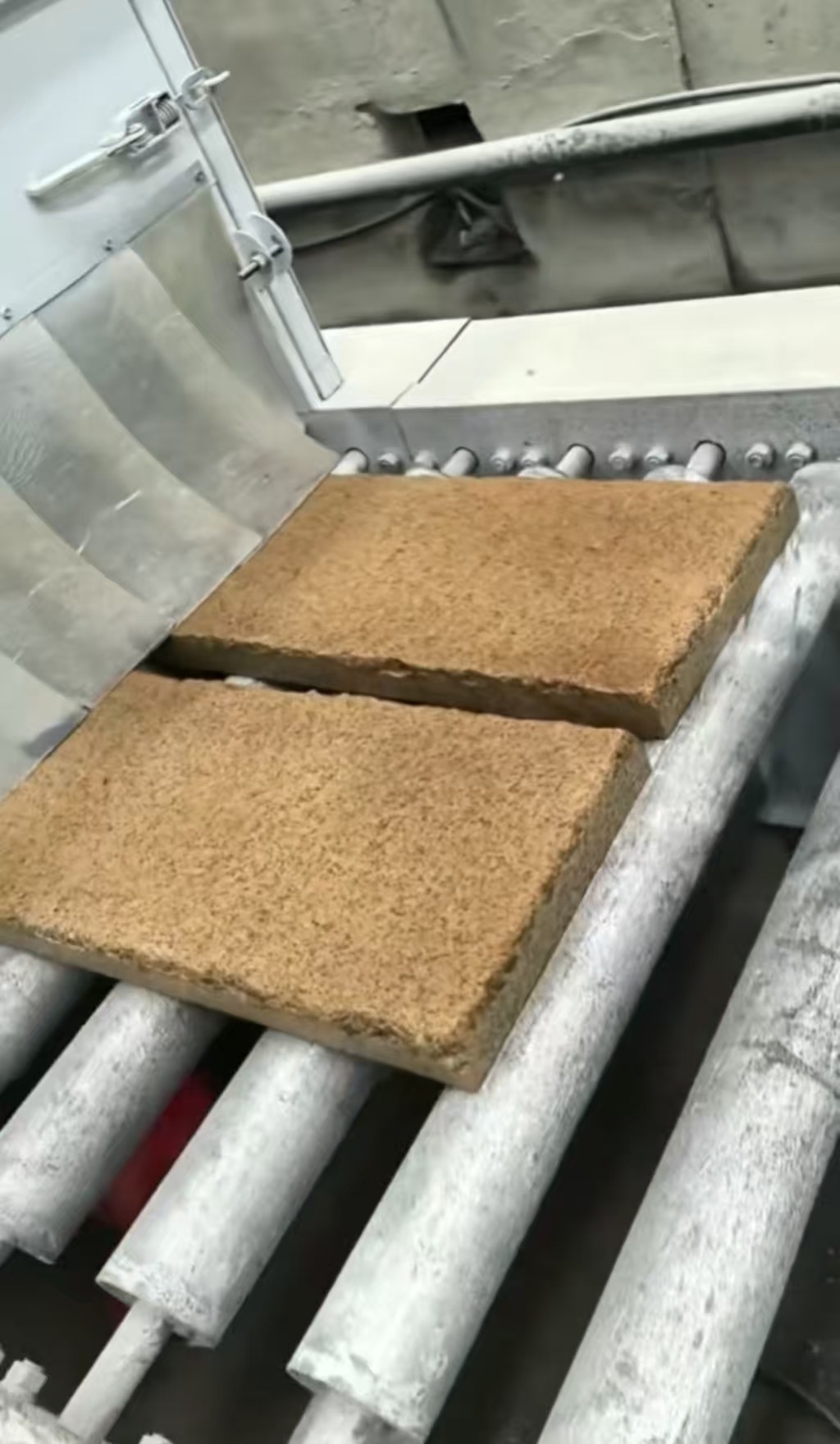 镇江 仿古石流水线生产，各种颜色可定制