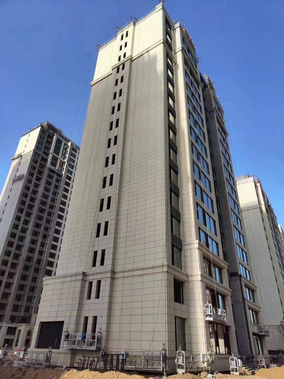 镇江黄金麻高端小区，外墙干挂